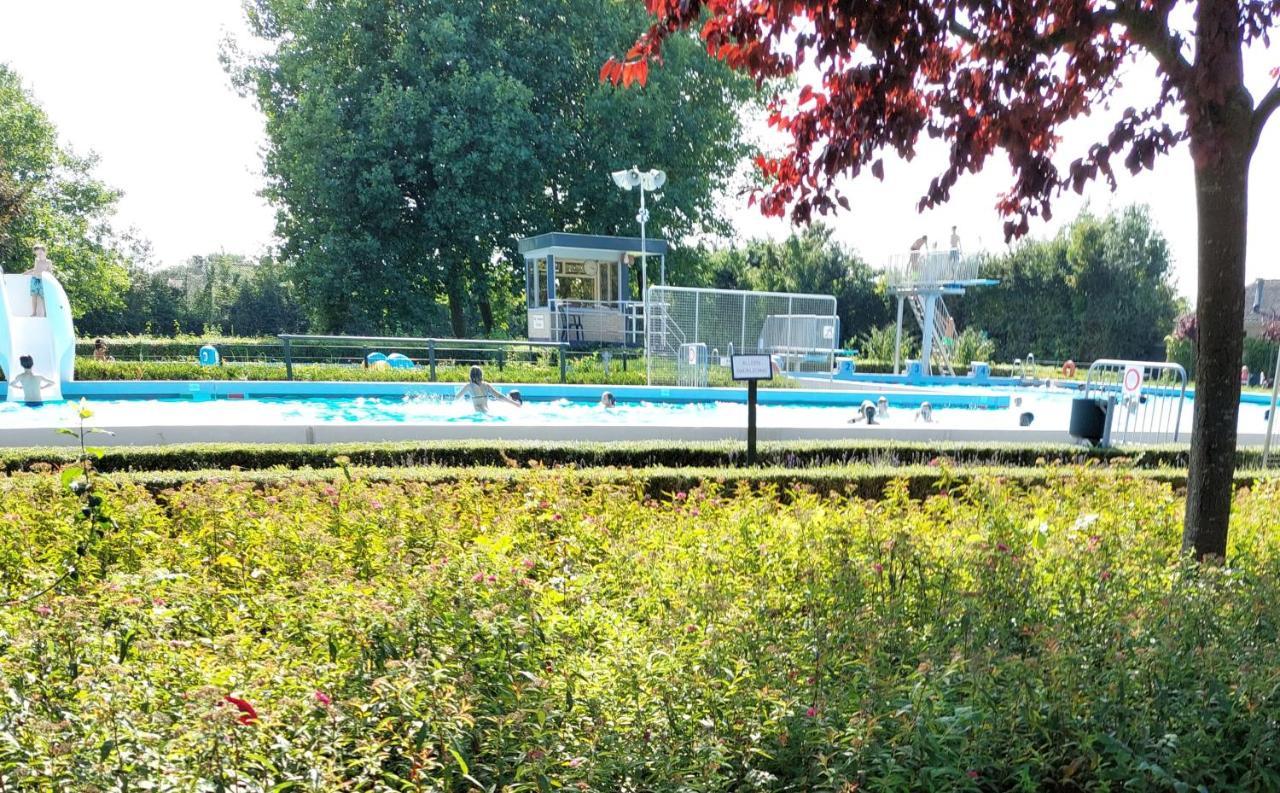 Vila Voormalig Strandhuisje In Boomgaard In Hengstdijk Exteriér fotografie